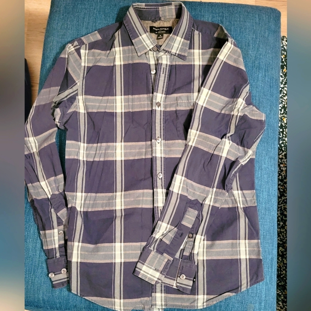 Banana Republic soft wash slim fit, men's small